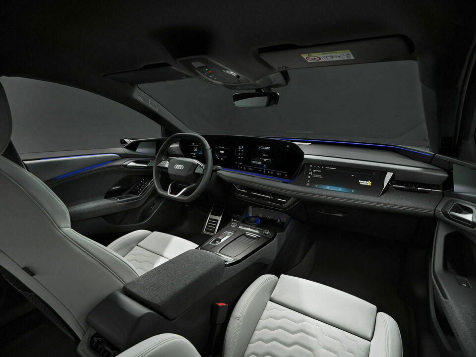 Luxurious Interior and State-of-the-Art Technology